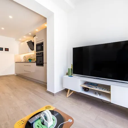 Lalu Apartamento Makarska