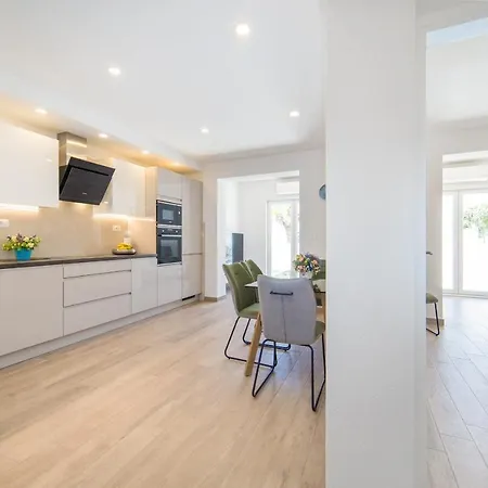 Apartment Lalu