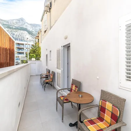 Lalu شقة ماكارسكا