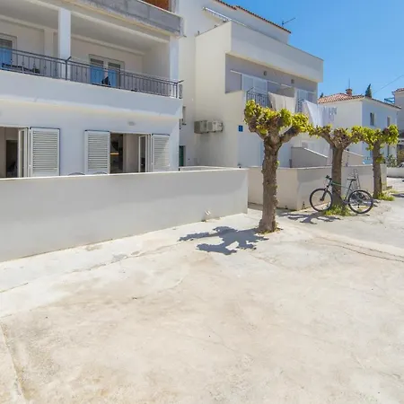 Lalu Apartman
