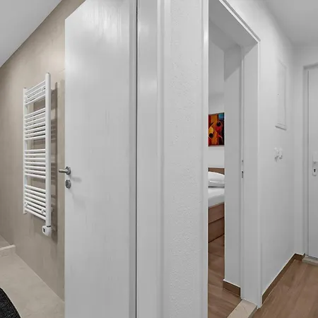 Lalu Apartman Makarska